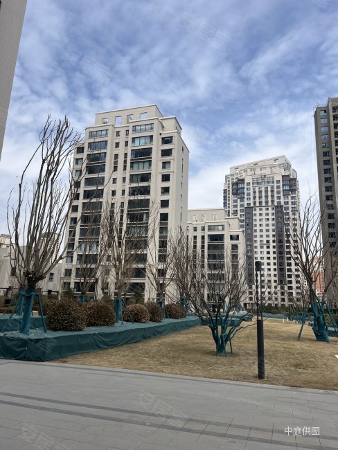 万科城时代都会B区3室2厅1卫100㎡南北95万