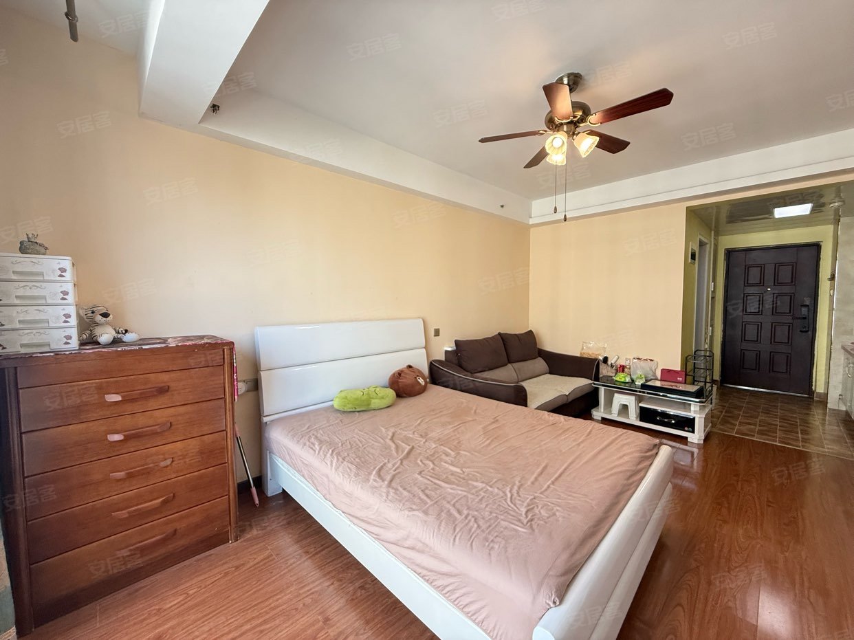 整租｜雨花区政府、香樟路、看房不收费、随时可以看、拎包入住、压一