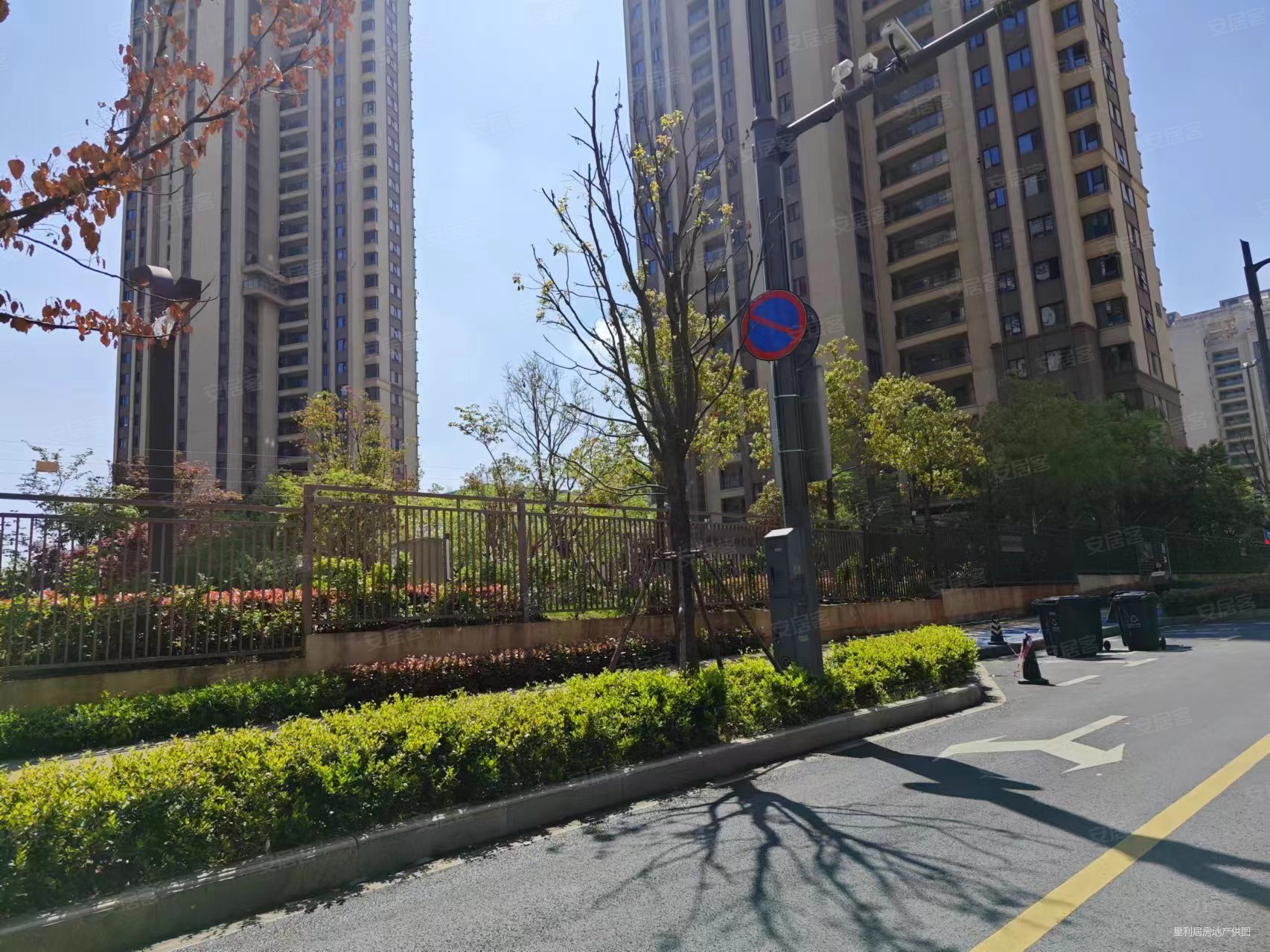 武汉房产网>武汉二手房>洪山二手房>光谷东二手房>绿地光谷中心城>