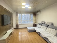 梅河口城区市中心钻石名城三室 有空调 紧邻欧亚人民公园 15万包取暖物业出租房源真实图片