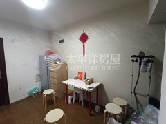 上海普陀李子园电梯房 精装修 配套齐全 押一付一见面可谈小区物业好免物业费出租房源真实图片