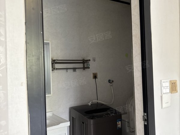 金华浦江县市中心大桥北路20号楼大桥北路20号 红锐公寓精装修 拎包入住出租房源真实图片