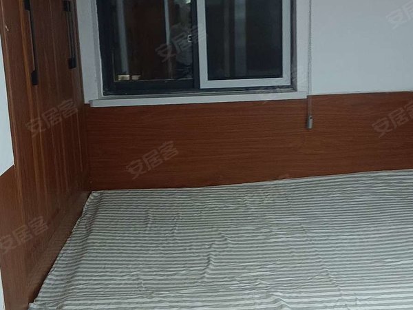 青岛城阳上马卓越嘉悦(商住楼)卓越嘉悦(商住楼) 2室1厅1卫 电梯房 39平米出租房源真实图片