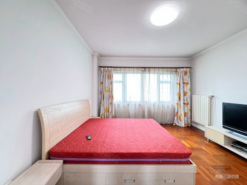 新区实验 本部 正南正北 3个车位 大平层安静位置采光视野好,锦华苑