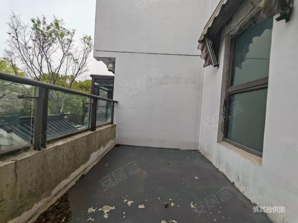 地铁口石湖旁中式园林纯别墅小区水岸清华二期联排别墅带大院子