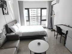 海口龙华金宇龙湖天街龙湖光年拎包入住可半年出租房源真实图片