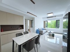 丽水莲都东苑小转盘双湖附近边套大两室自住装修家电齐全拎包入住停车方便。出租房源真实图片