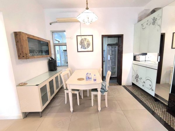 【多图】海连大厦,福田中心区租房,东南朝向,层高3.