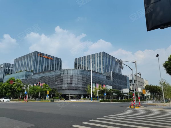 上海闵行华漕爱博一村实图实价不浪费您时间,爱博一村两房朝南房子已