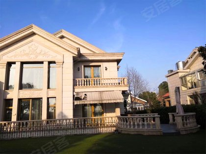 5公里小区户型低密度纯别墅区:联排225平,双拼262平,独栋420平,绿化率