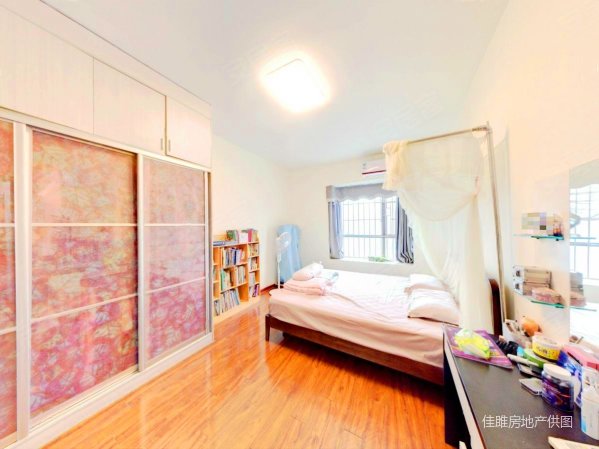 满五年 税费低 套内面积85方 精装三房两位 看房方便,名尚轩二手房,90