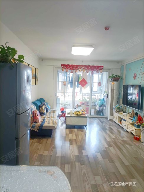 汇龙苑富阳街3室2厅2卫12262平方米