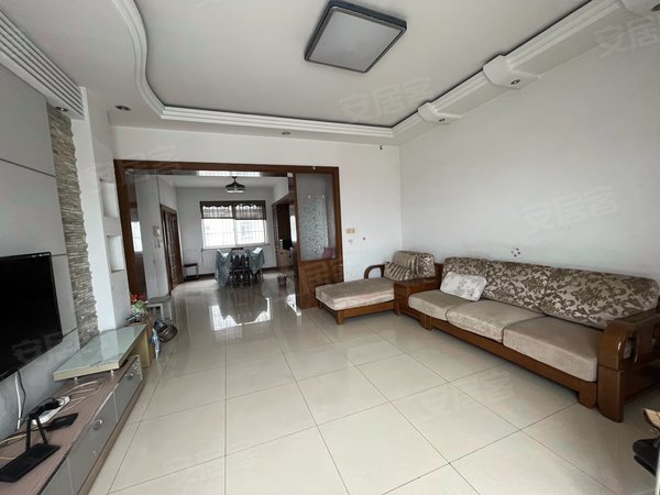 昆山玉山老城区玉山宝岛丽园九方商圈,宝岛丽园,精装大三房,干净,好