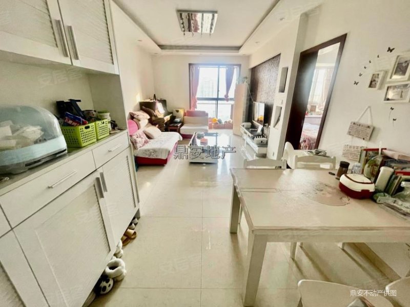 5地铁口  套三全南户型!精装修拎包入住!