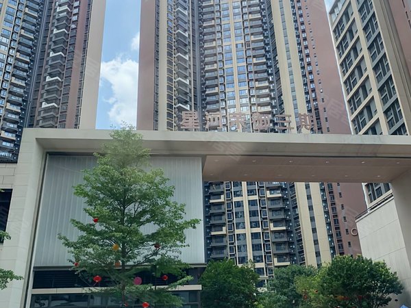 深圳宝安沙井星河荣御业主非常急租,星河荣御精装3房,可空房可配齐