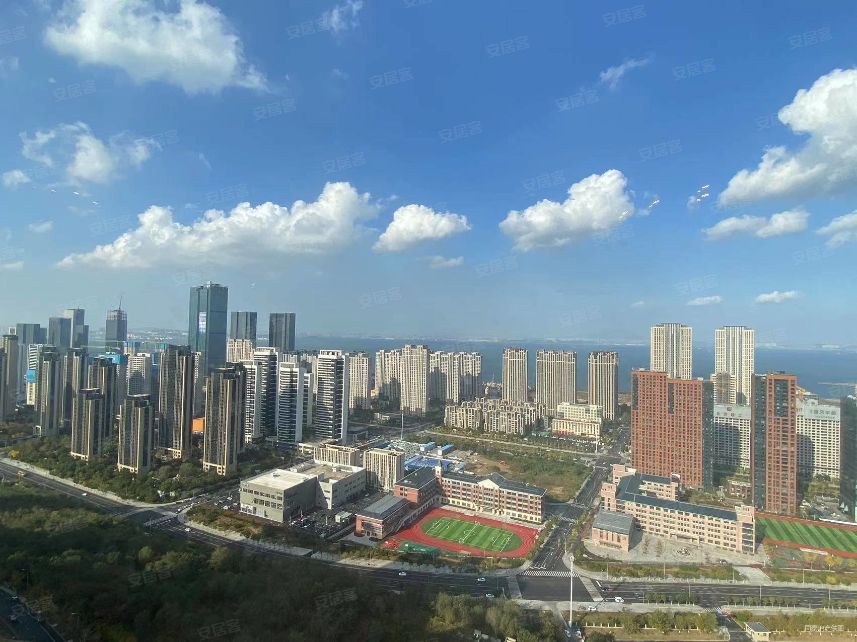 金广东海岸社区5室2厅3卫258㎡南北495万