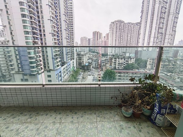 富基广场 近地铁 小区电梯 2房1厅 业主新装修厨房洗手间,海珠租房