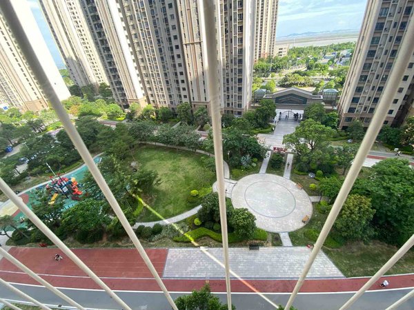 【多图】碧桂园天玺湾,东海湾租房,碧桂园天玺湾 3室2厅2卫 电梯房 精