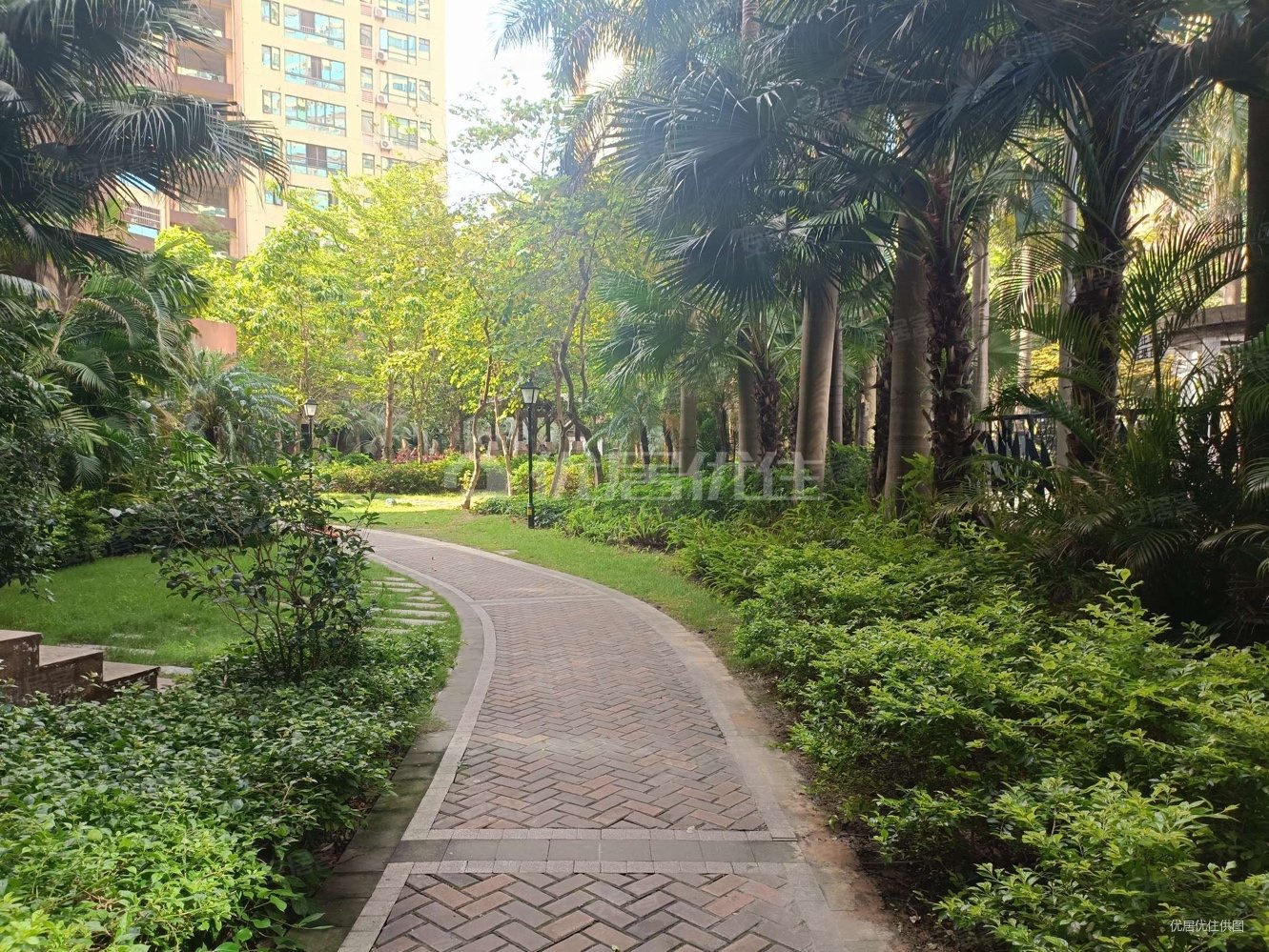 天健世纪花园(b区) 医疗配套成熟 南北通透 商品房