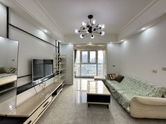 荆州沙市沙北新区新上急租！沙北绿地海外滩 电梯精装3房 楼层好 拎包入住出租房源真实图片