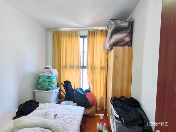 金大地翡翠公馆 南北通透 临地铁 刚需小三居 购物方便