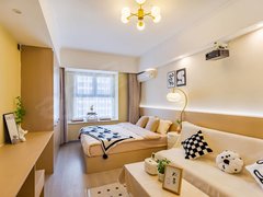 日照东港山海天莱顿小镇澜海郡，万达商圈，精装，月租499-599，短租多套出租房源真实图片