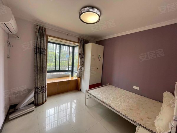 杭州上城三堡三堡家园南区9号线江河汇地铁站100米 三堡南区精装大