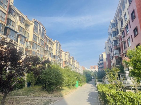 保定莲池省医院紫御美墅北国商城附近精装2室电梯洋房月租2100全家全