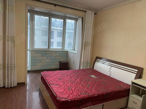 青岛胶州三里河三里河花园三里河花园,大套二,三里河公园.