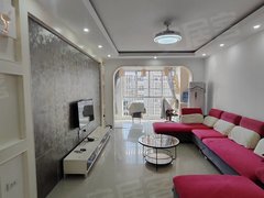 河池宜州宜州城区市府旁山水宜人小区三房两厅房子通风采光保养好配套齐全民用水电出租房源真实图片