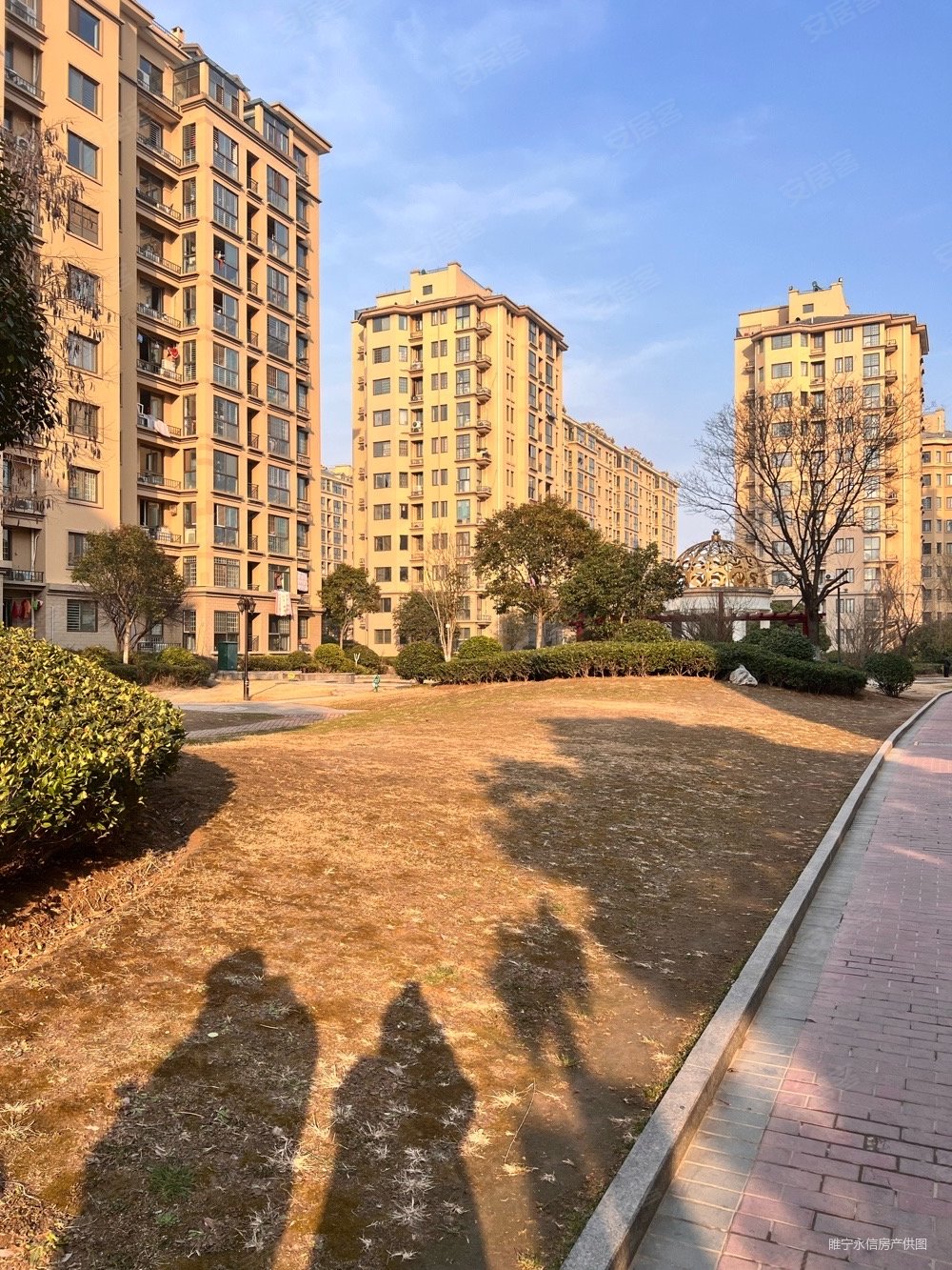 金泰御澜湾洋房128平四叶草户型送车位储藏室129万