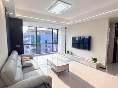 钦州钦南钦南城区白石湖 恒大学府小区豪华精装两房配套出租 民水民电 拎包入住出租房源真实图片