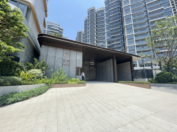 广州番禺万博越秀和樾府汉溪长隆锦绣对面和樾府新房出租 近天河城