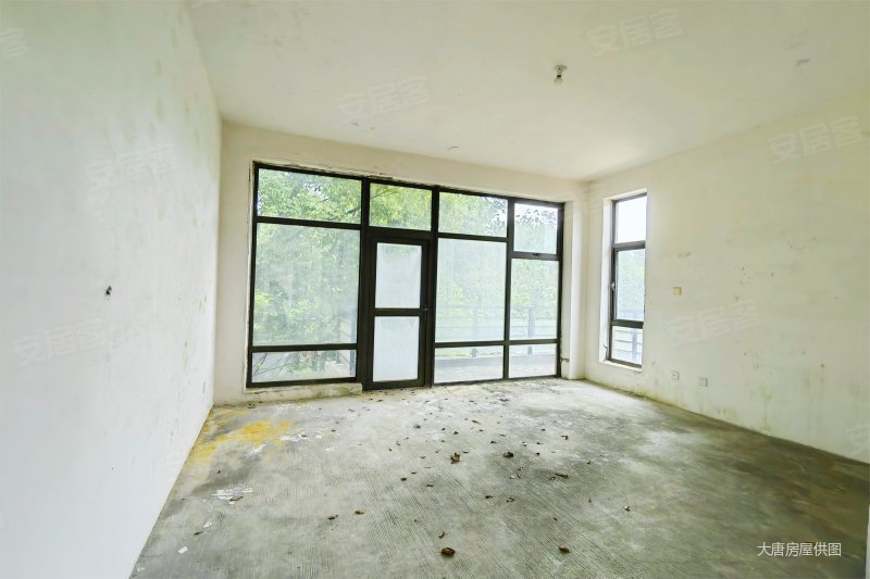 房价可以谈 纯独栋 大花园 户型大气 大露台 带挑高,牧马山易城二手房