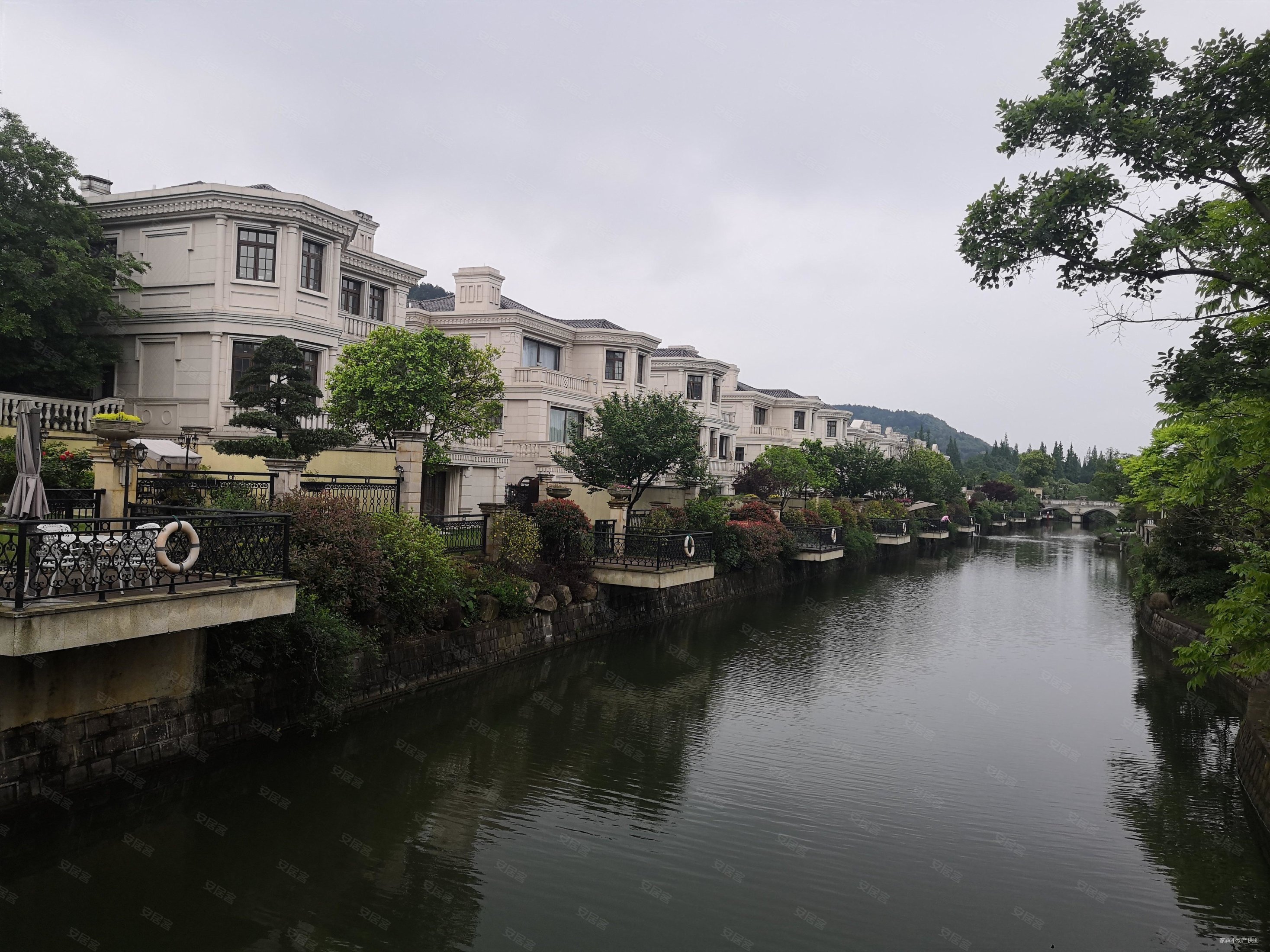 小七全宁波别墅专售东钱湖御景湾独栋别墅超大花园