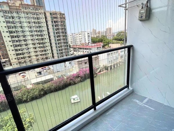 深圳南山白石洲白石洲东一坊实拍!