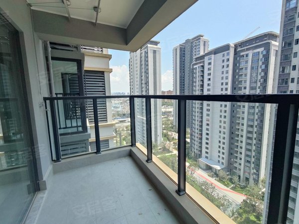 昆明官渡巫家坝万科公园城市(二期)无中介  押一付一近海乐世界