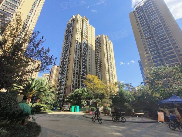 昆明西山滇池路片区金坤尚城长乐里金坤精装3房 拎包入住 万达 盛高