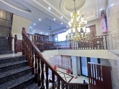 泉州丰泽东海湾翡翠园别墅带电梯，家具家电齐全，免费停车三部，随时可看出租房源真实图片