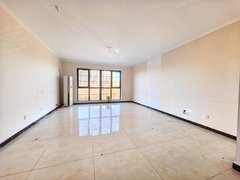 固安固安县政府新中街大湖南门 200 平大叠拼空房出租出租房源真实图片