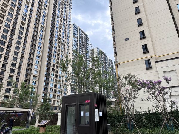 正弘城!金城时代广场!融创中原大观两室一厅!房东直签!