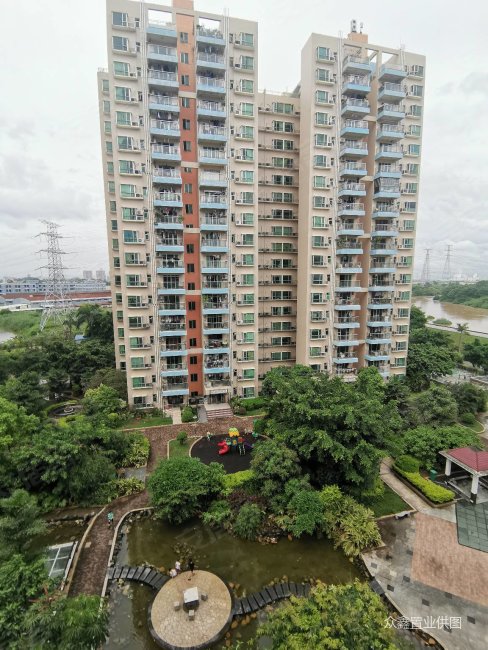 金田花园花域大两房出售,电联优5万,满五  不欠银行贷款