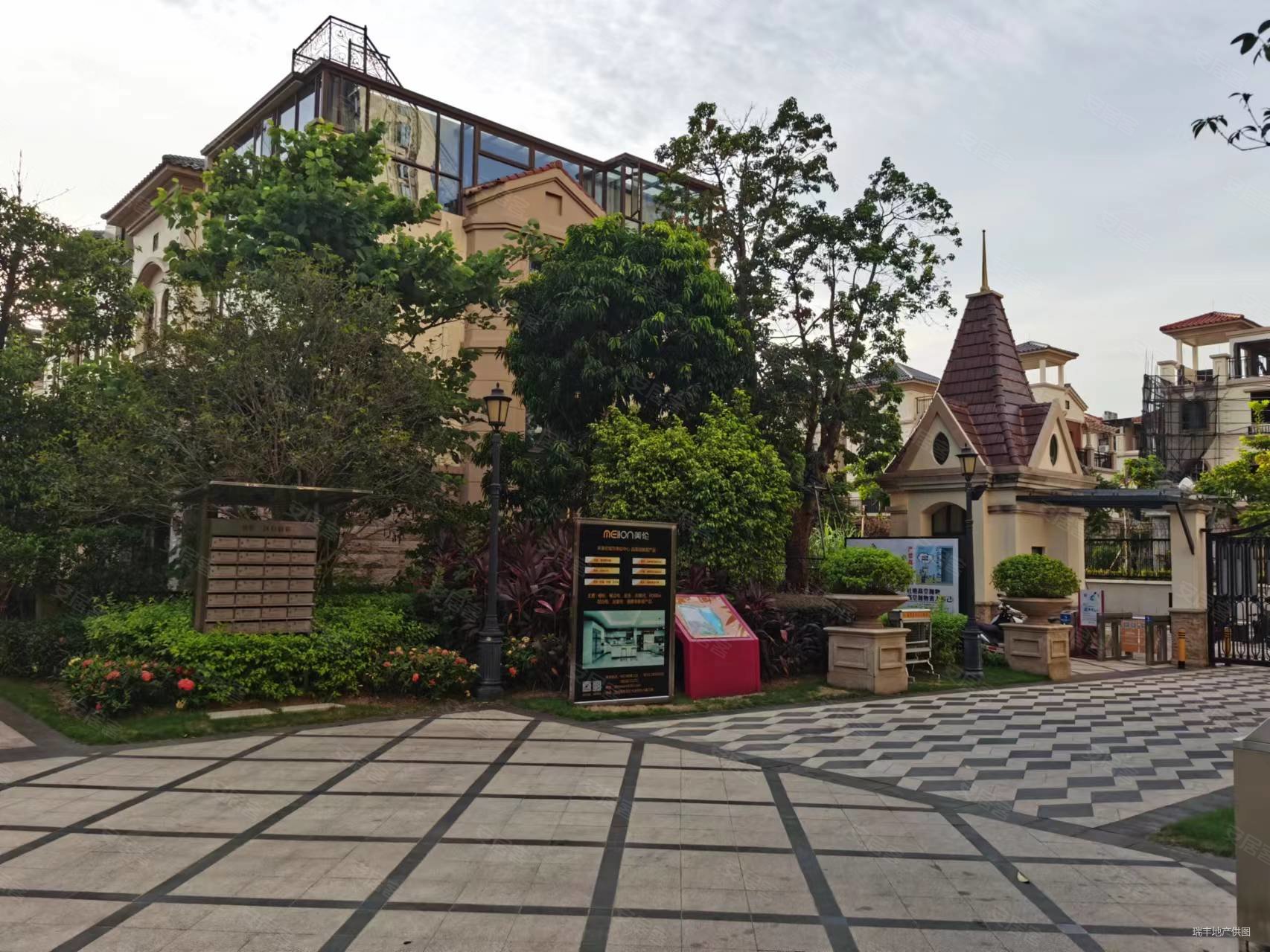 东莞房产网>东莞二手房>凤岗二手房>凤岗中心二手房>三正瑞士半山(一