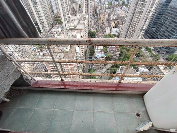 福州鼓楼五四路华城国际新报!