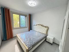 镇江京口双拥广场江滨医院附近 精装四室 交通便利 拧包入住 随时看房出租房源真实图片