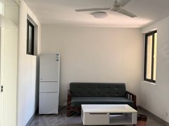 枣庄峄城峄城城区翰林小学，28中学温馨两室，家具家电齐全，拎包入住出租房源真实图片