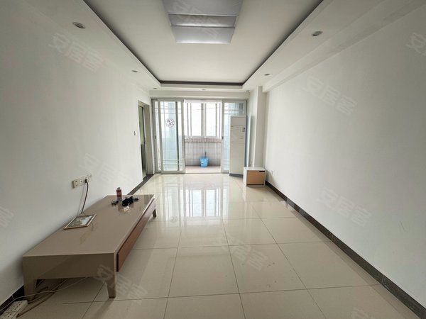 【多图】金信大厦,陈家祠租房,金信大厦电梯东向大阳台 精装修电梯