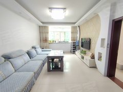 巴中巴州中坝财富广场莲花街一心小学旁小区 2楼4房带平台出租 拎包入住啦出租房源真实图片