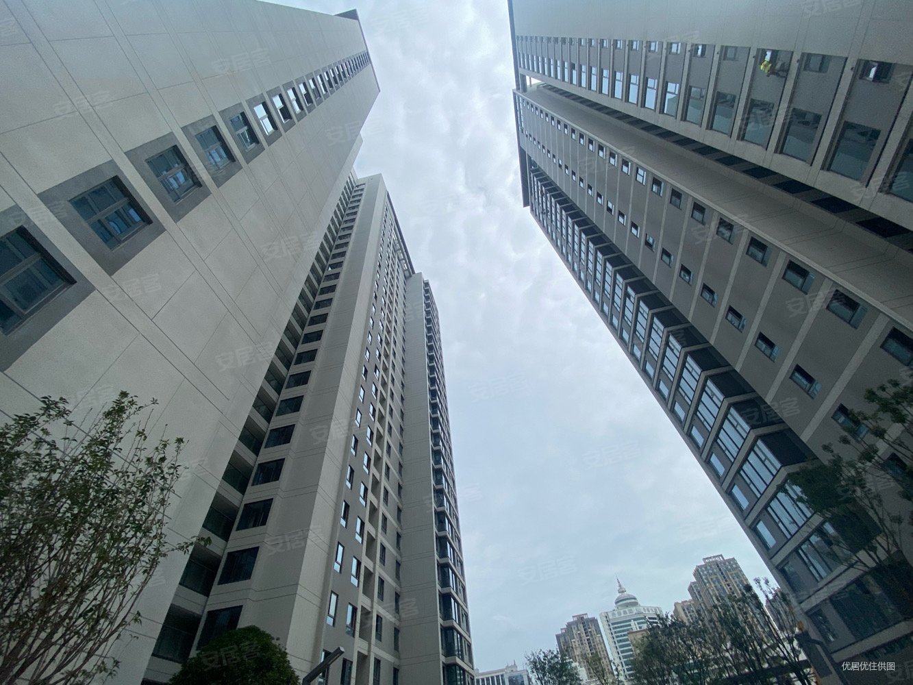 俊发俊尚峰二手房,212万,4室2厅,2卫,133平米-昆明安居客