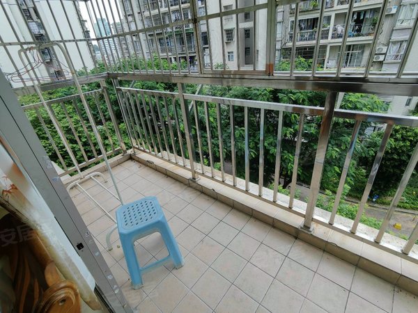 珠海香洲柠溪岭南世家华景园岭南世家华景园,电梯房,两房出租,有家私